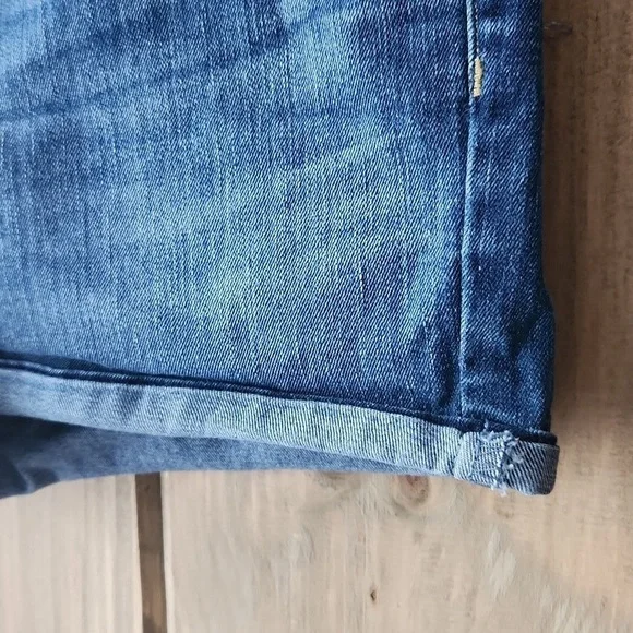 Mossimo High Rise Power Stretch Shorts - Size 8 - Picture 4 of 9